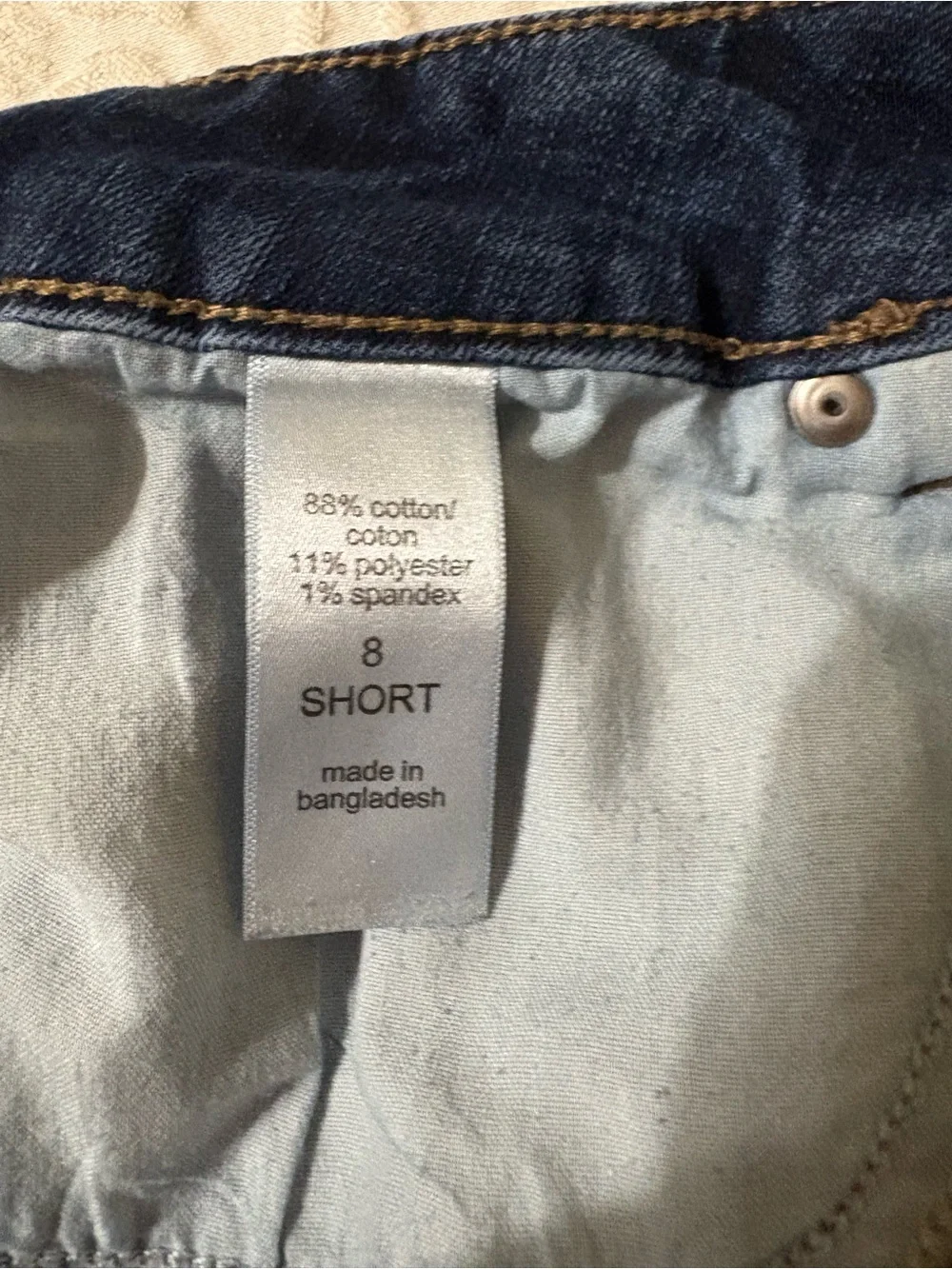 Women’s Straight Leg Jeans in Dark Blue -